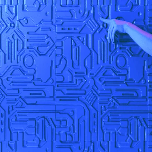 Neon glowing light bulb icon on dark blue background