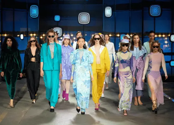 Virtual Runways Transforming Apparel Retail